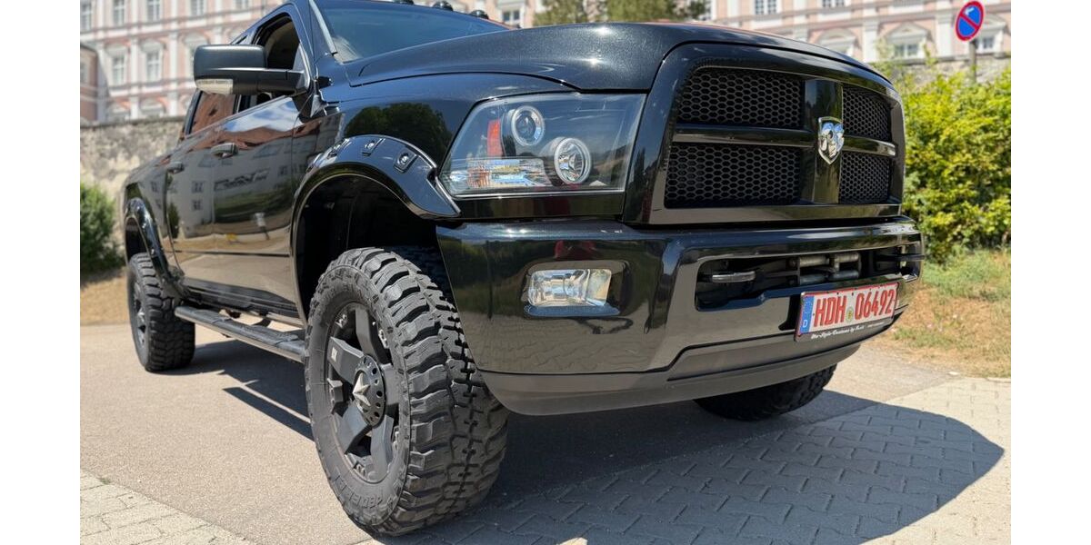 Dodge RAM 75.900 km 31.999 &euro; Neresheim 73450