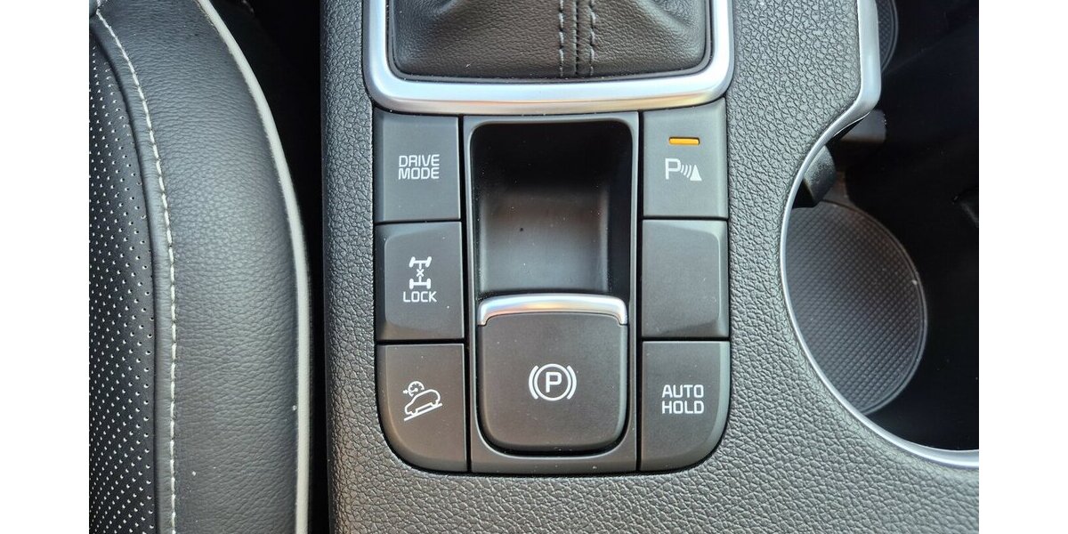 Kia Sportage Black Edition 4WD Automatik, AHK, Leder, 28.421 km 20.490 &euro; Rodgau 63110