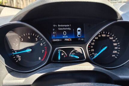 Ford Kuga 64.300 km 15.100 &euro; Allensbach 78476