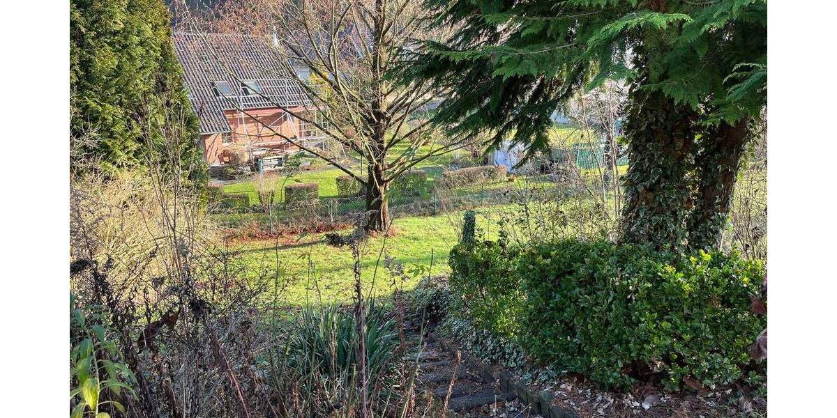 Einfamilienhaus Lawitz - 9 Zimmer, 304 m&sup2;, 365.000&euro; | Angebot:24180669