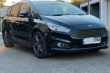 Ford S-Max 117.000 km 16.400 € Zirndorf 90513