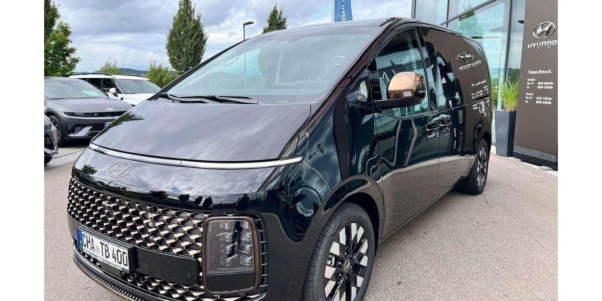 Hyundai STARIA 2.000 km 53.900 € Cham 93413