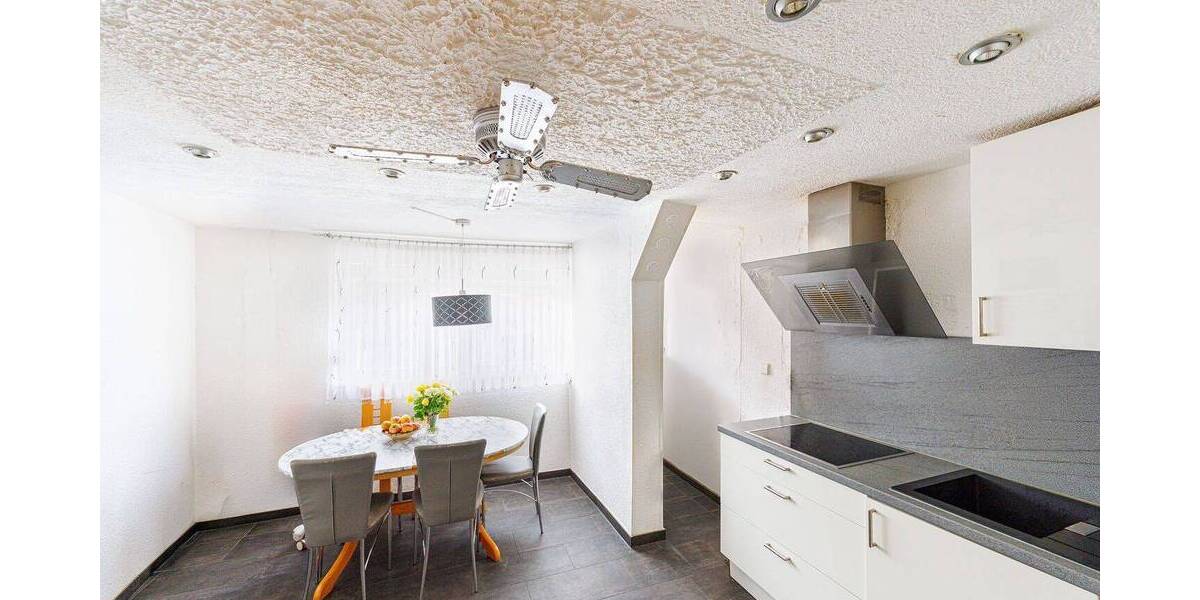 Etagenwohnung Vaihingen an der Enz - 3 Zimmer, 91 m&sup2;, 240.000&euro; | Angebot:26345664