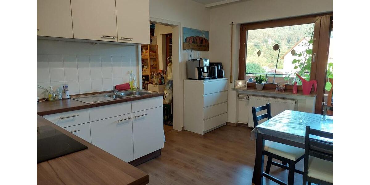 Etagenwohnung Hammelburg - 4 Zimmer, 85 m&sup2;, 590&euro; | Angebot:26464612