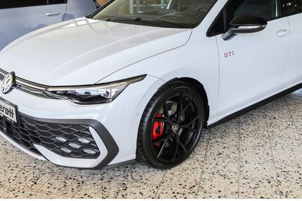 VW Golf 7.500 km 40.850 &euro; Holzminden 37603