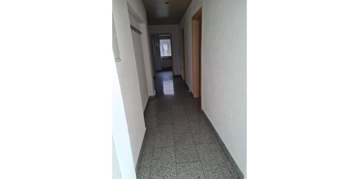 Etagenwohnung Ramstein-Miesenbach Miesenbach - 6 Zimmer, 190 m&sup2;, 1.700&euro; | Angebot:26222595