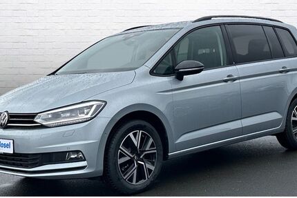 VW Touran 1.500 km 42.990 &euro; Bitburg 54634