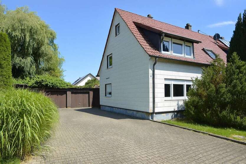 Haus zum Kaufen in Illertissen-Tiefenbach 249.000 € 174 m² 8 zimmer