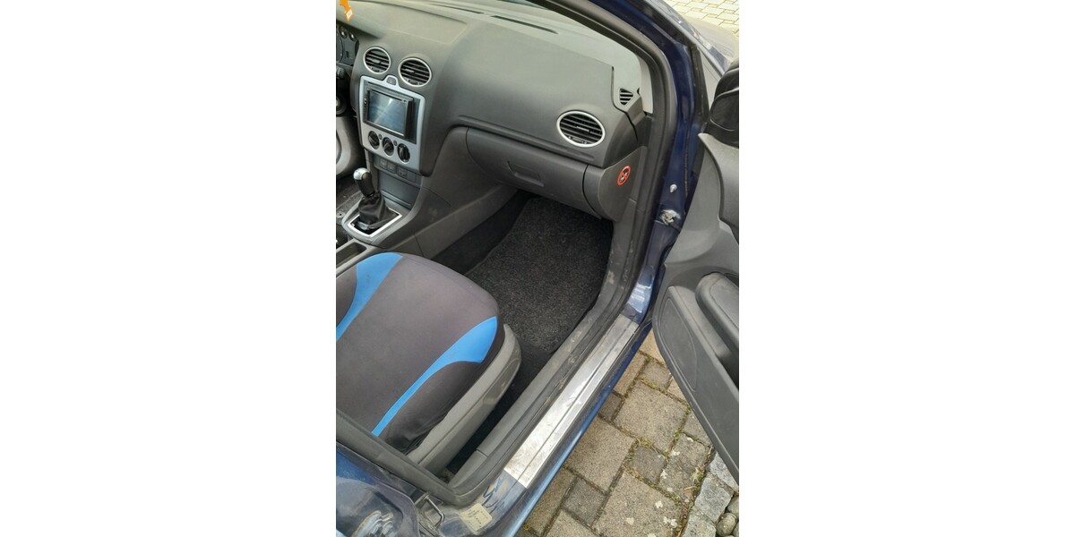 Ford Focus 195.982 km 2.300 € Schelklingen 89601