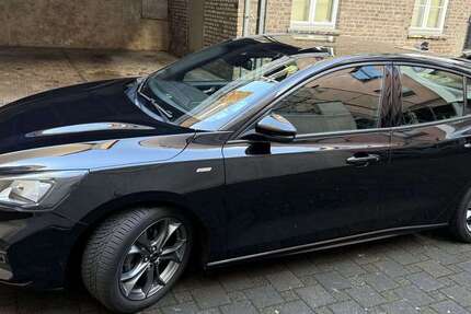 Ford Focus 77.000 km 12.900 &euro; Au Sieg 51570