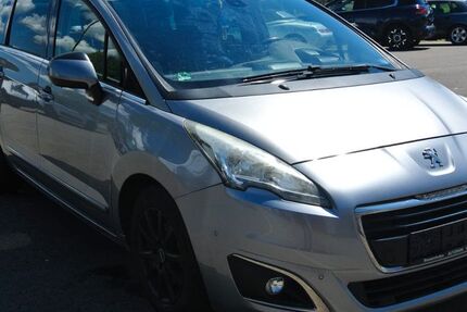 Peugeot 5008 238.000 km 7.900 &euro; Biessenhofen 87640