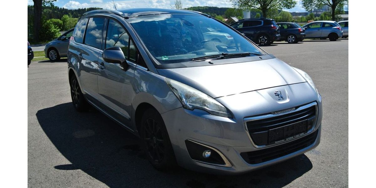 Peugeot 5008 238.000 km 7.900 &euro; Biessenhofen 87640