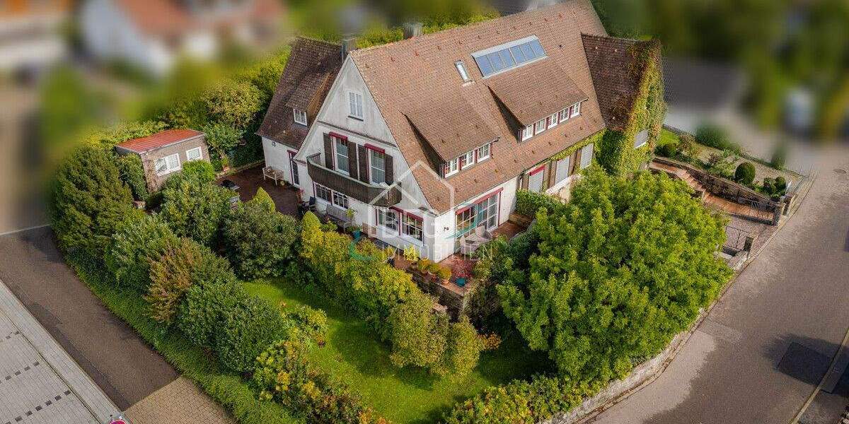 Großzügiges Wohnhaus mit Praxis und Garten in ruhiger Lage 1 zimmer