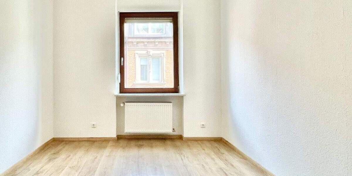 Zimmer Nürnberg Glockenhof - 3 Zimmer, 80 m&sup2;, 1.095&euro; | Angebot:26358514