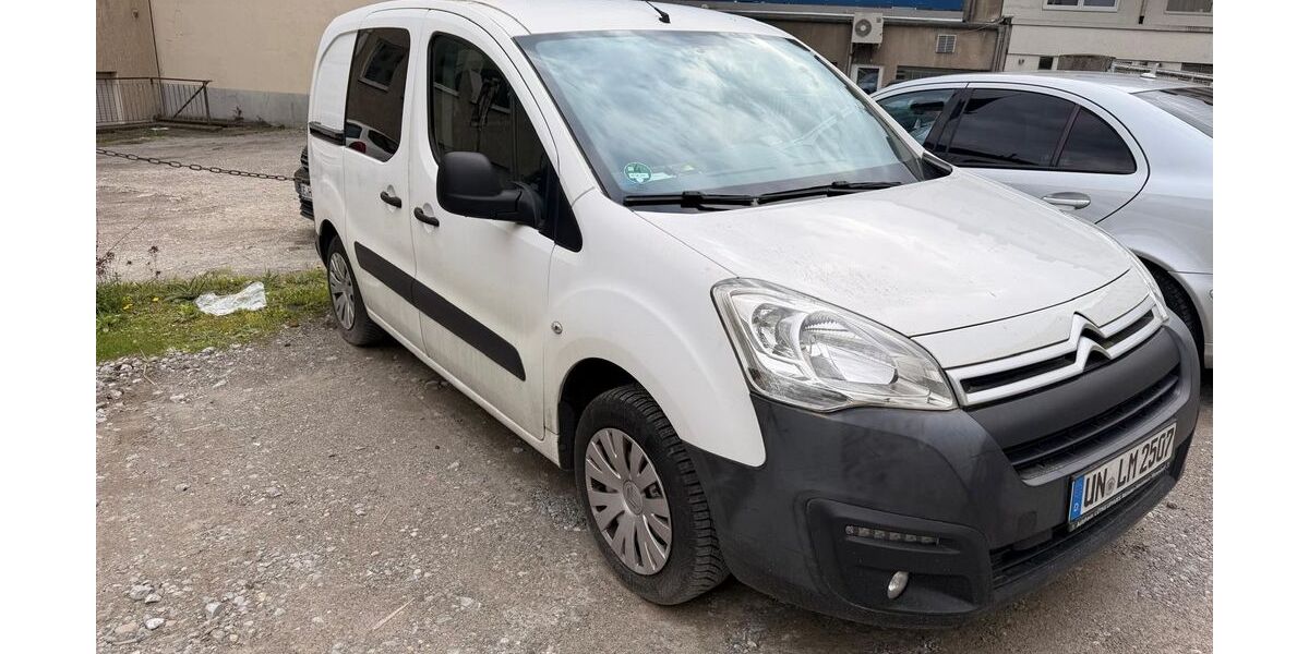 Citroen Berlingo 153.000 km 6.800 &euro; Werne 59368