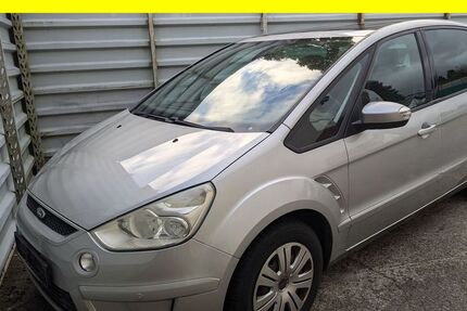 Ford S-Max 185.770 km 2.700 &euro; Lübeck 23556