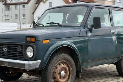 Lada Niva 73.833 km 2.400 € Hildesheim 31137