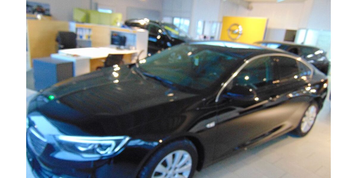 Opel Insignia 64.000 km 15.750 &euro; Mühlhausen 99974