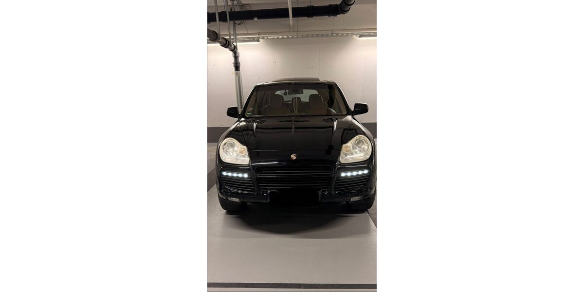 Porsche Cayenne 168.300 km 18.450 &euro; München 81373
