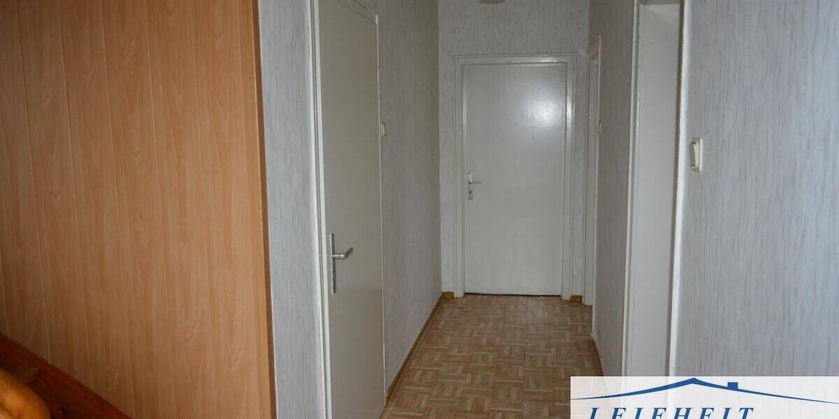 Einfamilienhaus Mühlhausen Eigenrieden - 5 Zimmer, 125 m&sup2;, 119.000&euro; | Angebot:26807371