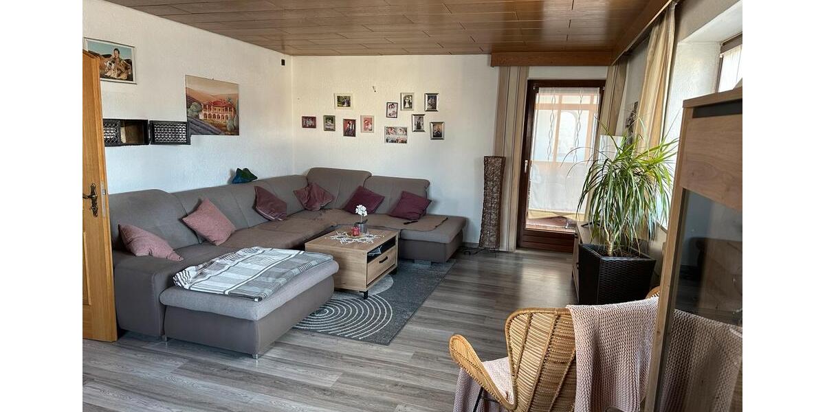 Erdgeschoßwohnung Brunnen - 4 Zimmer, 130 m&sup2;, 1.550&euro; | Angebot:26321417