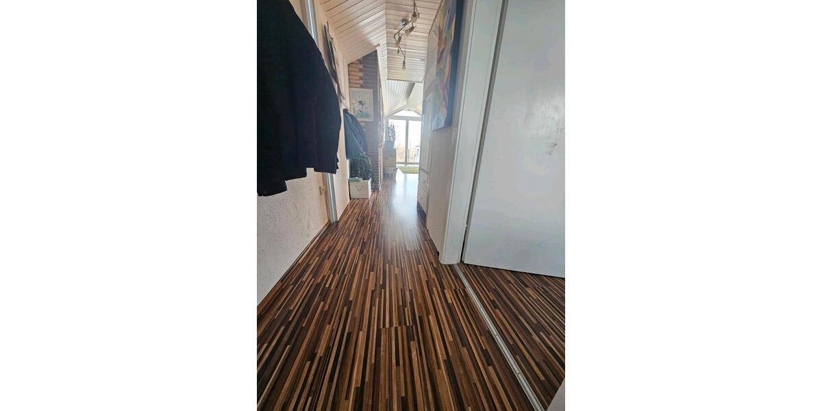 Dachgeschoßwohnung Markt Schwaben - 3 Zimmer, 61 m&sup2;, 335.000&euro; | Angebot:26823813