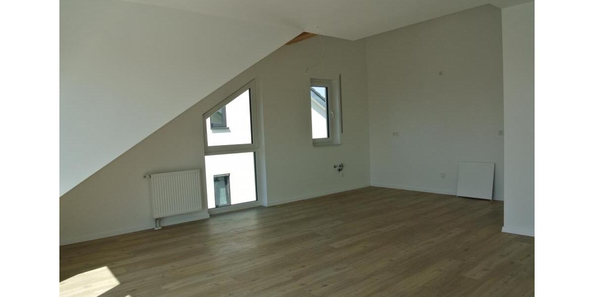 Dachgeschoßwohnung Bielefeld Jöllenbeck - 2 Zimmer, 61 m&sup2;, 695&euro; | Angebot:26252923