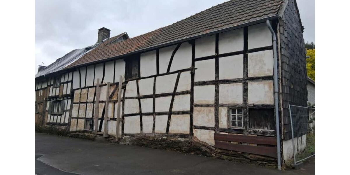 Einfamilienhaus Hellenthal - 17.000&euro; | Angebot:25017528