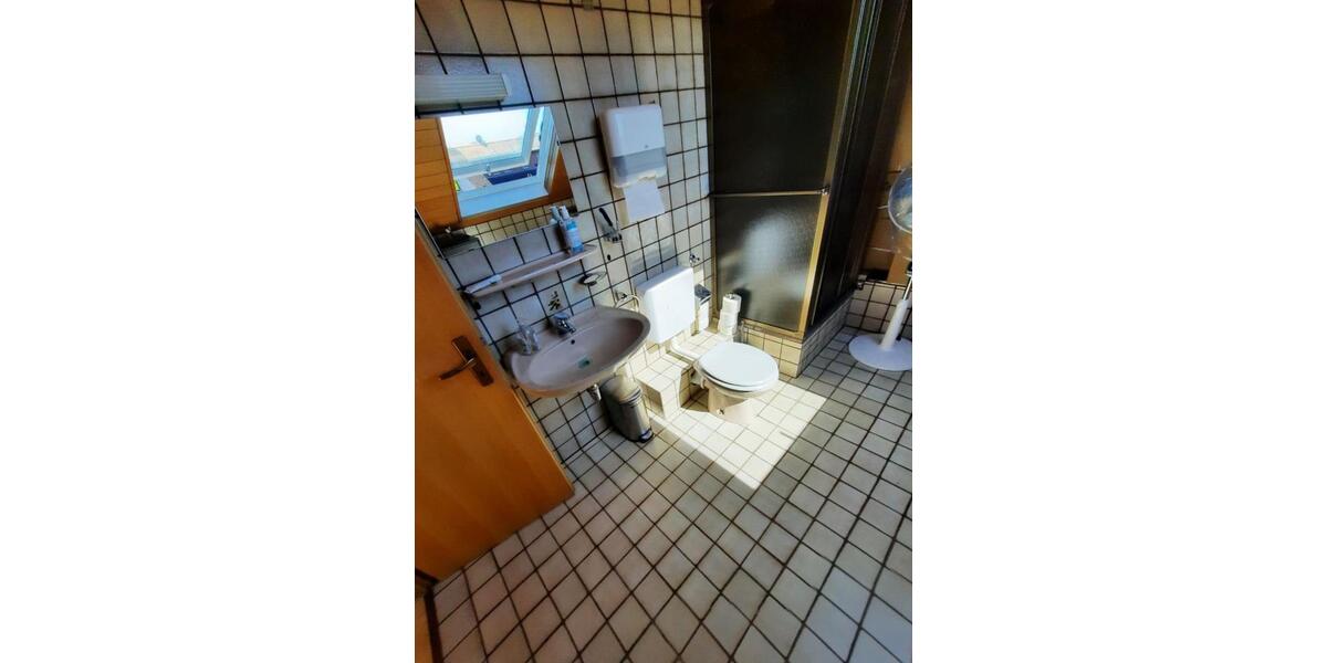 Maisonettenwohnung Nieder-Olm Olm - 6 Zimmer, 172 m&sup2;, 1.400&euro; | Angebot:24830997