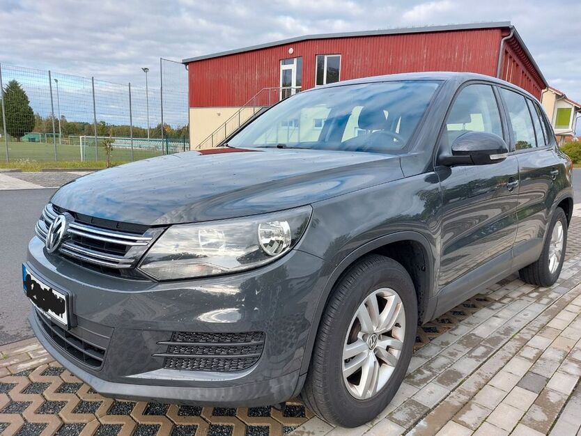 VW Tiguan 140.500 km 10.850 € Dresden 01328