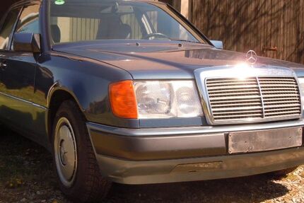 Mercedes-Benz 220 161.715 km 2.900 &euro; Steinsfeld 91628