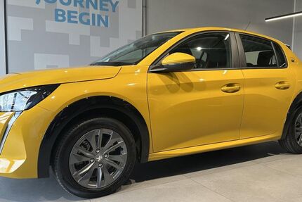 Peugeot 208 14.837 km 14.900 &euro; Augsburg 86179