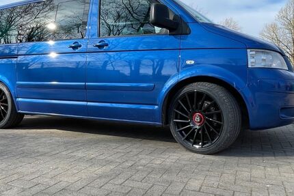 VW T5 Multivan 213.500 km 17.500 &euro; Hille 32479