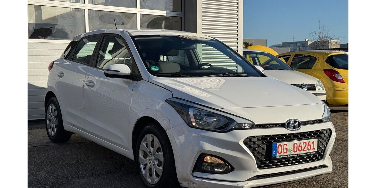 Hyundai i20 114.650 km 10.490 &euro; Offenburg 77652