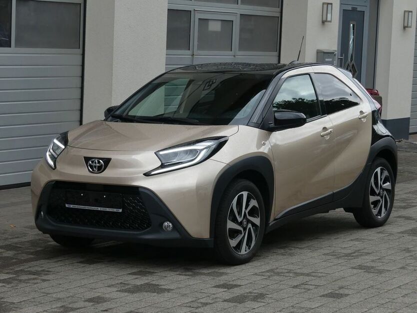 Aygo (X)