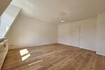 Dachgeschoßwohnung Aue-Bad Schlema Bad Schlema - 3 Zimmer, 84 m&sup2;, 260&euro; | Angebot:26251360