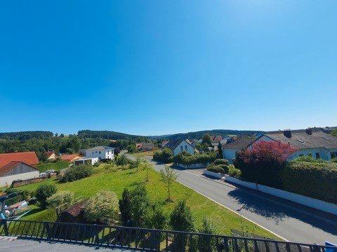 Reihenhaus Waldershof - 5 Zimmer, 140 m&sup2;, 1.100&euro; | Angebot:26084805