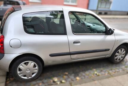 Renault Clio 159.890 km 1.800 &euro; Essen 45257