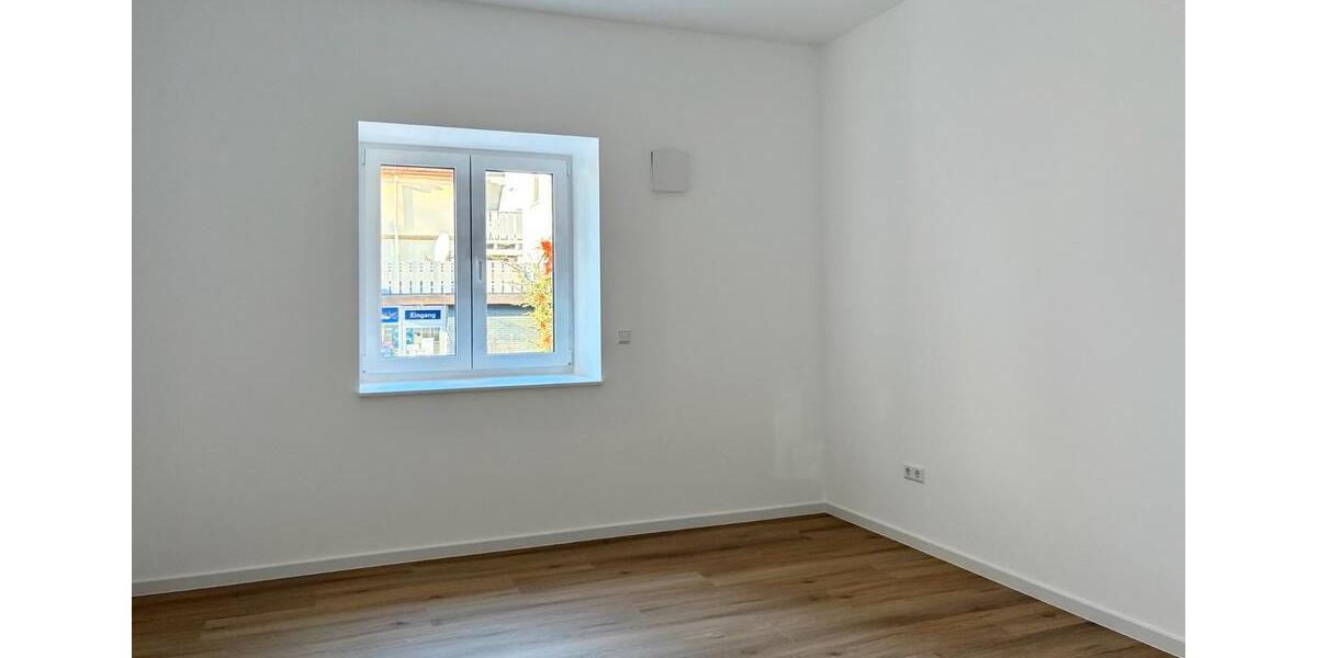Erdgeschoßwohnung Baden-Baden Lichtental - 3 Zimmer, 80 m&sup2;, 1.190&euro; | Angebot:26440316