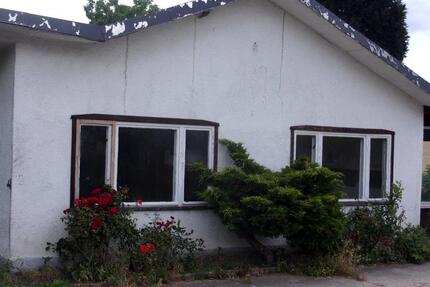 Bungalow Kleines Haus ca 100 m2 m Garten z Selber Renov. Wawitz