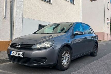 VW Golf 143.224 km 4.400 &euro; Bad Honnef 53604