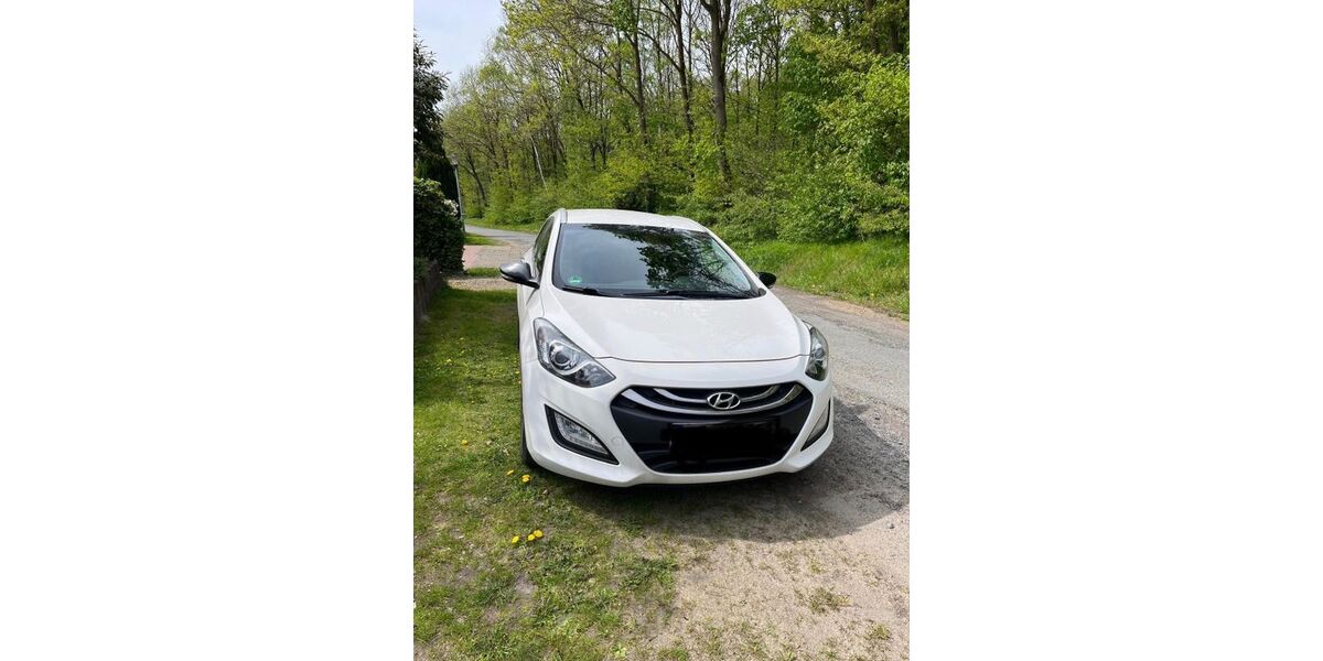 Hyundai i30 48.000 km 9.200 &euro; Wildeshausen 27793