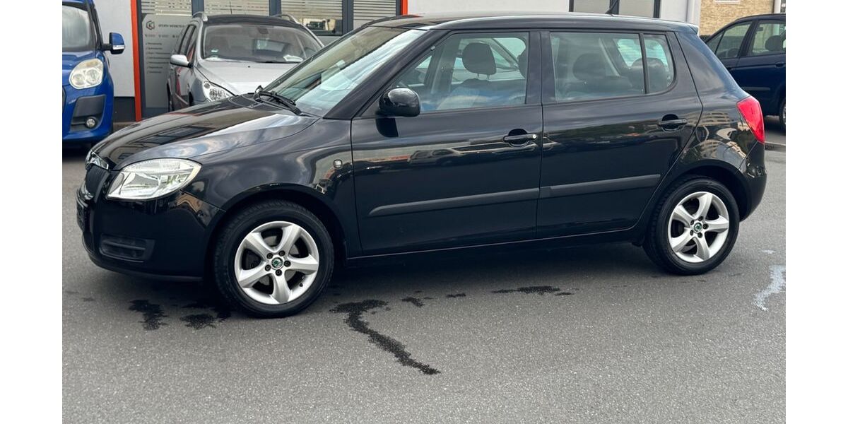 Skoda Fabia 117.000 km 4.899 &euro; Frankfurt am Main 60314