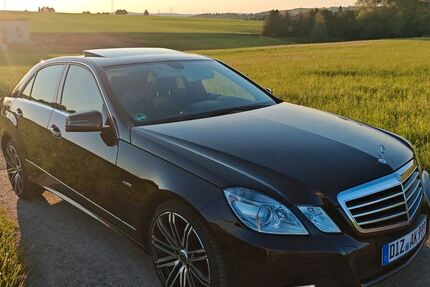 Mercedes-Benz E 350 138.000 km 12.000 &euro; Netzbach 65623