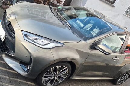 Toyota Yaris 13.000 km 22.999 &euro; Bruchköbel 63486