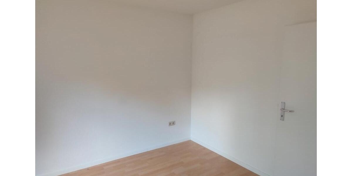 Erdgeschoßwohnung Rinteln - 3 Zimmer, 82 m&sup2;, 790&euro; | Angebot:26636510