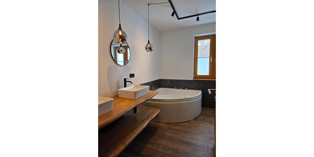 Einfamilienhaus Breitenbrunn - 6 Zimmer, 193 m&sup2;, 1.050.000&euro; | Angebot:26973805