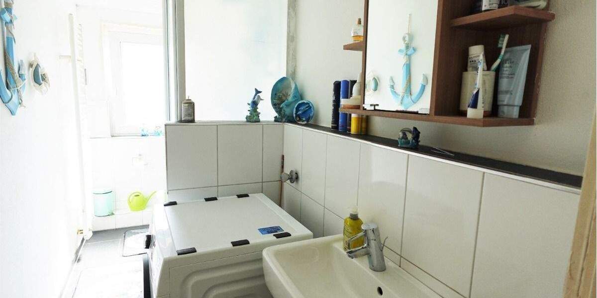 Etagenwohnung Remscheid West - 3 Zimmer, 73 m&sup2;, 149.000&euro; | Angebot:25679993