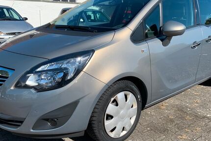 Opel Meriva 66.450 km 7.399 € Rheda-Wiedenbrück 33378