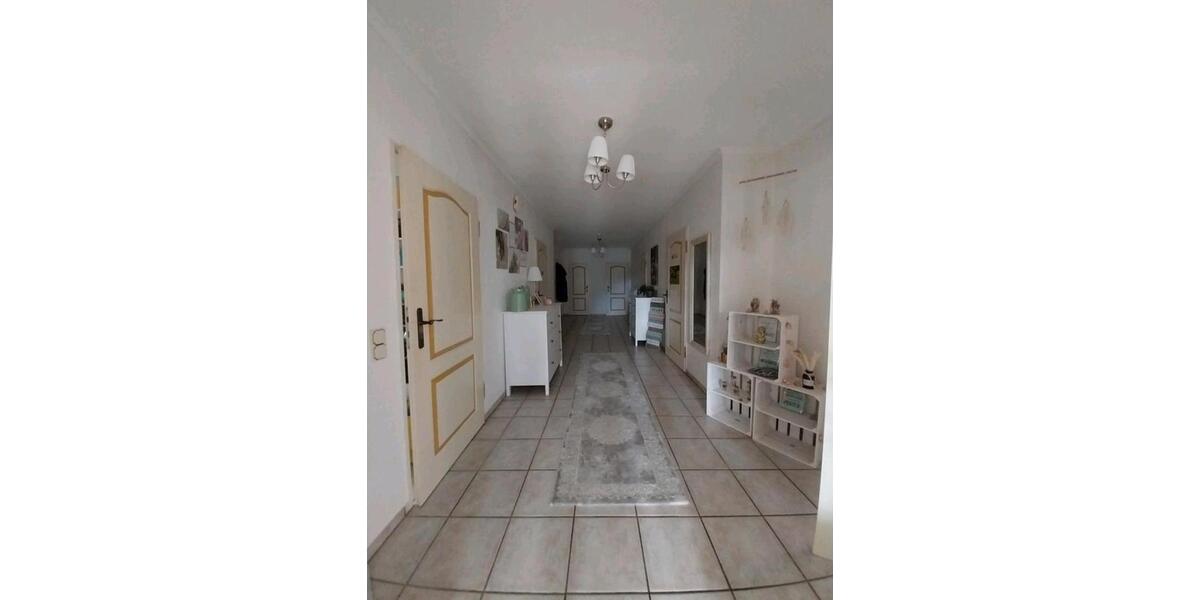 Erdgeschoßwohnung Geestland Bad Bederkesa - 5 Zimmer, 157 m&sup2;, 950&euro; | Angebot:26237643